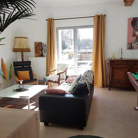 Le Secret Du Chemin Confort, Detente Et Loisirs Holiday home Ars-sur-Formans