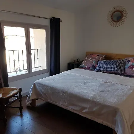 Holiday home Le Secret Du Chemin Confort, Detente Et Loisirs Ars-sur-Formans