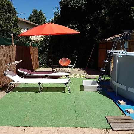 Holiday home Le Secret Du Chemin Confort, Detente Et Loisirs Ars-sur-Formans