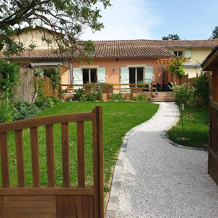 Le Secret Du Chemin Confort, Detente Et Loisirs * Ars-sur-Formans